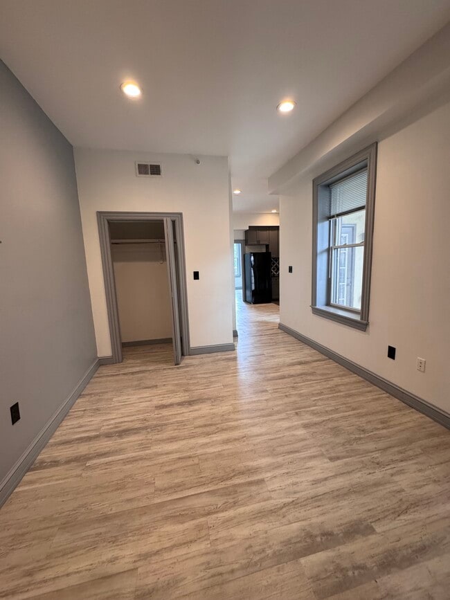 Living room - 120 Northampton Street