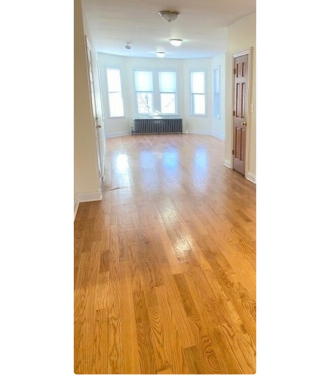 Building Photo - 8035 S Marquette Ave