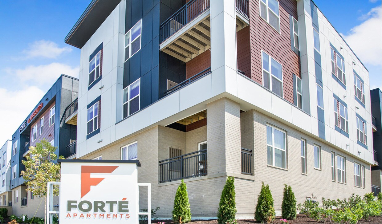 Forte At 84south Apartments Greenfield Wi Primary Photo Forte At 84south