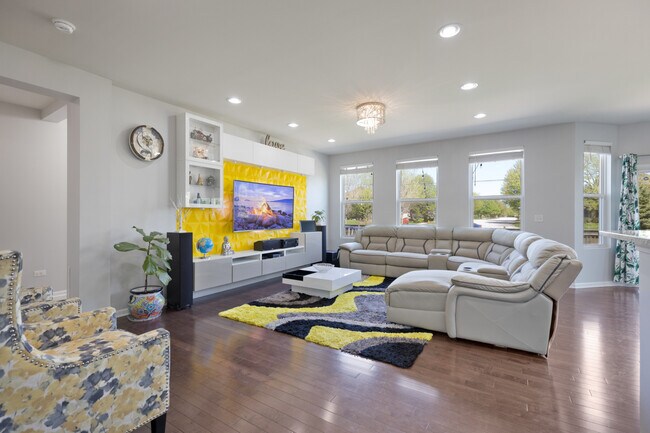 Foto del edificio - 3476 Birch Ln