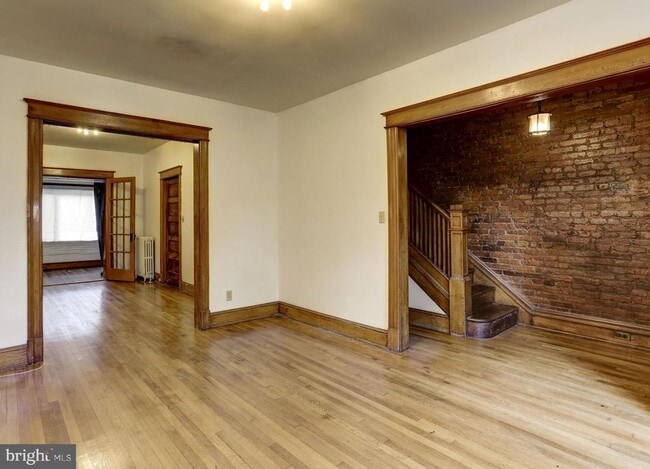 Building Photo - 1015 Quebec Place NW