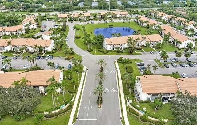 Foto del edificio - 22148 Palms Way
