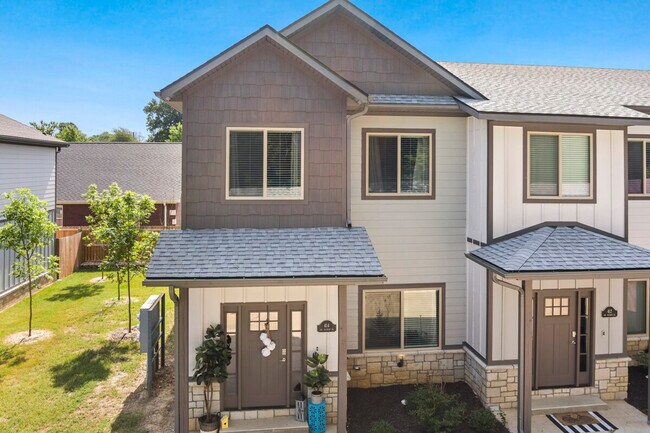 Foto del edificio - 414 NW Retreat Ln