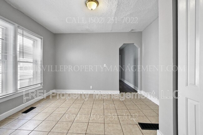 Building Photo - 253 Cecil Ave