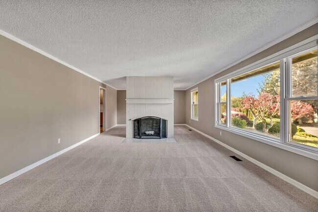 Foto del edificio - Beautiful 4 Bedroom Twin Lakes Home