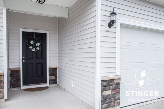 Foto del edificio - 24 Chauga St