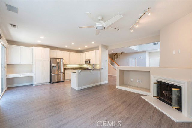 Building Photo - 7676 Park Bay Dr