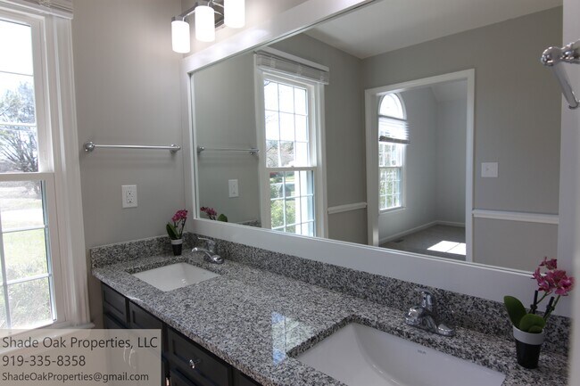 Foto del edificio - 8608 Manns Loop Rd