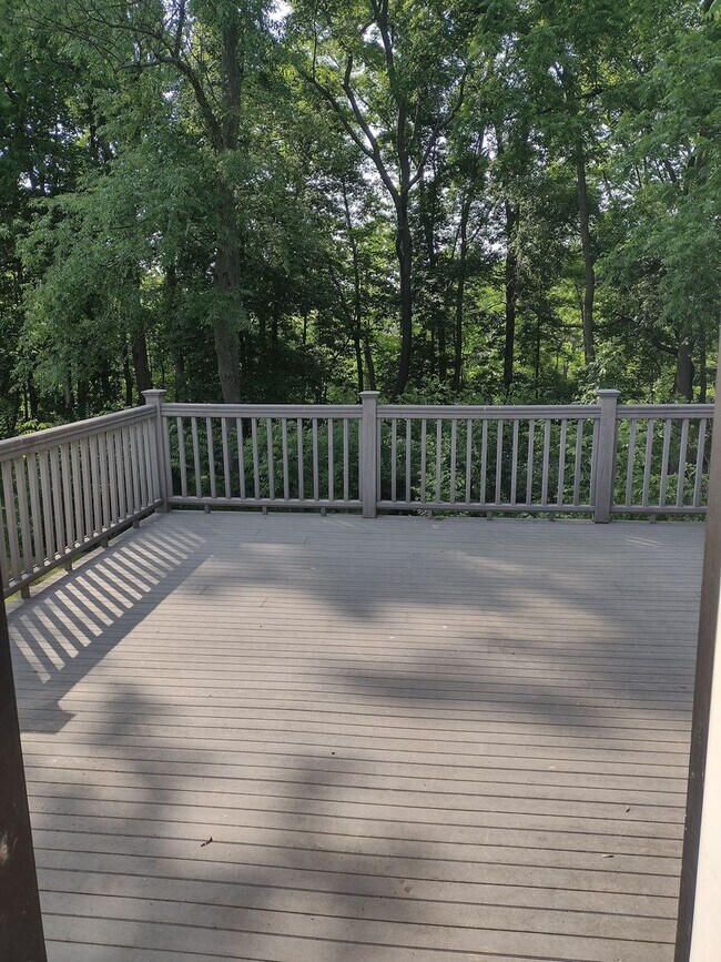 Foto del edificio - 3 Bedroom House in Houserville For Rent De...