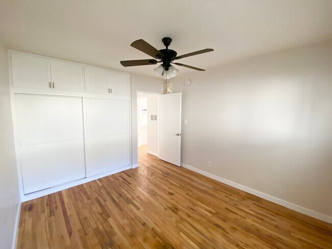 Foto del edificio - 12641 Vanowen St
