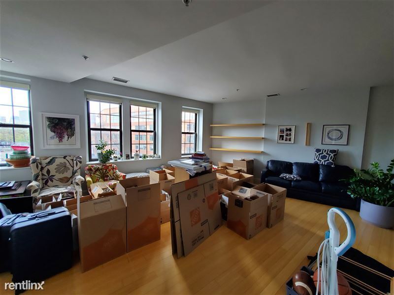 Foto del edificio - 490 Harrison Ave