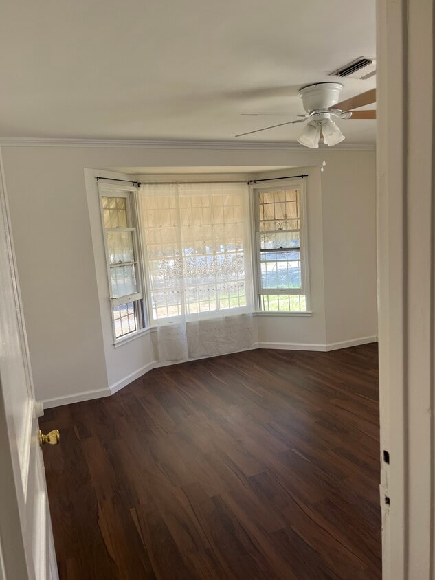 bedroom - 13216 McKinley Ave