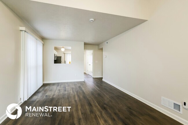 Foto del edificio - 3324 Rainview Cir