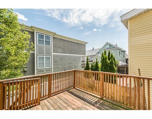 Foto del edificio - 91 Heath St