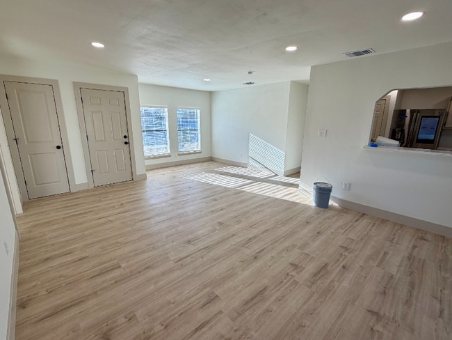 Building Photo - 4241 Starlite Ln