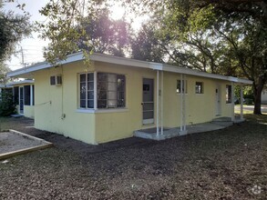 Building Photo - 612 East Ave