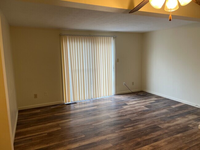 Building Photo - 3521 Washington Pike