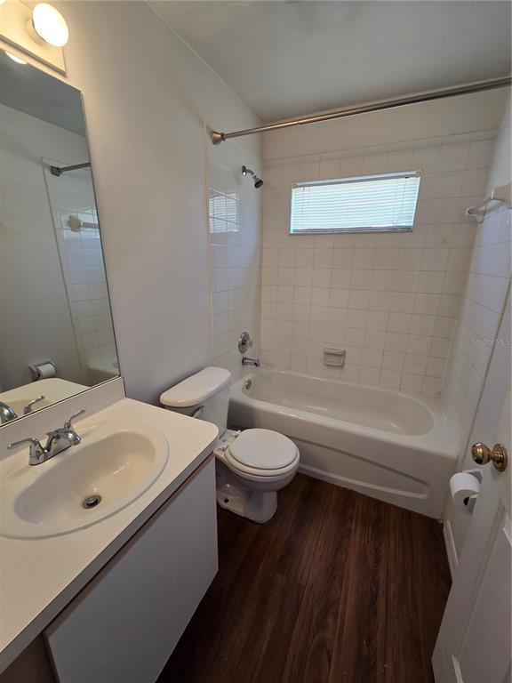 Foto del edificio - 12023 Cedarfield Dr