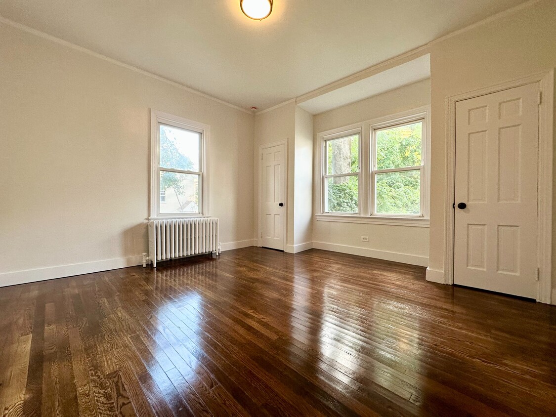 Primary Photo - 46 N Fulton Ave