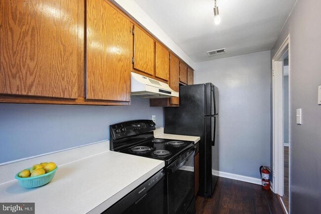 Foto del edificio - 6243 Wilson Blvd
