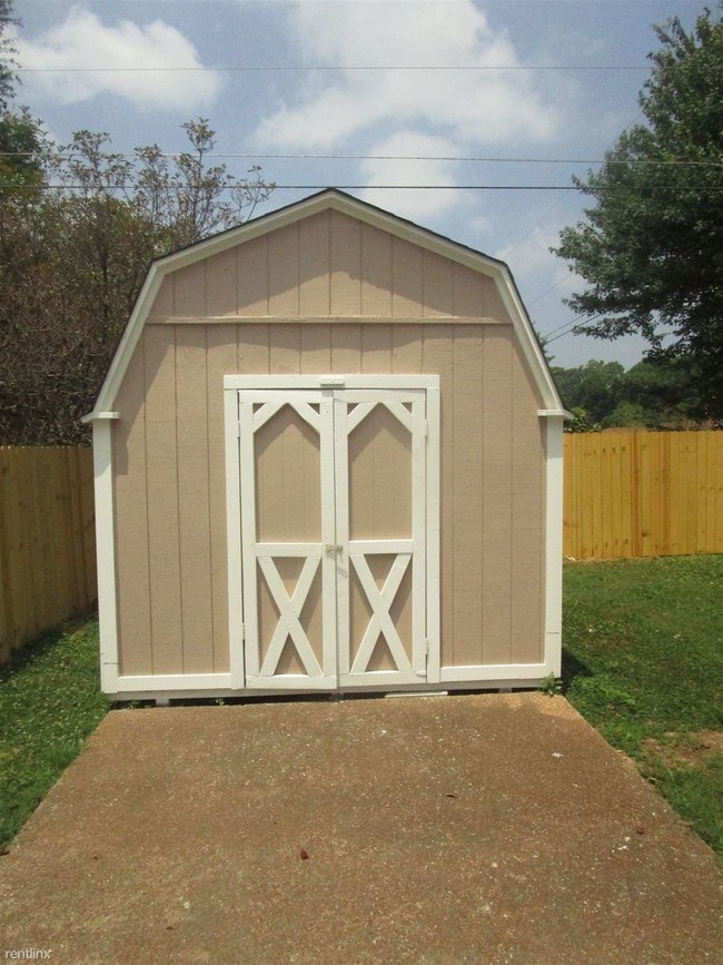 6039 Cottage Hill Dr, Millington, TN 38053 House Rental in Millington