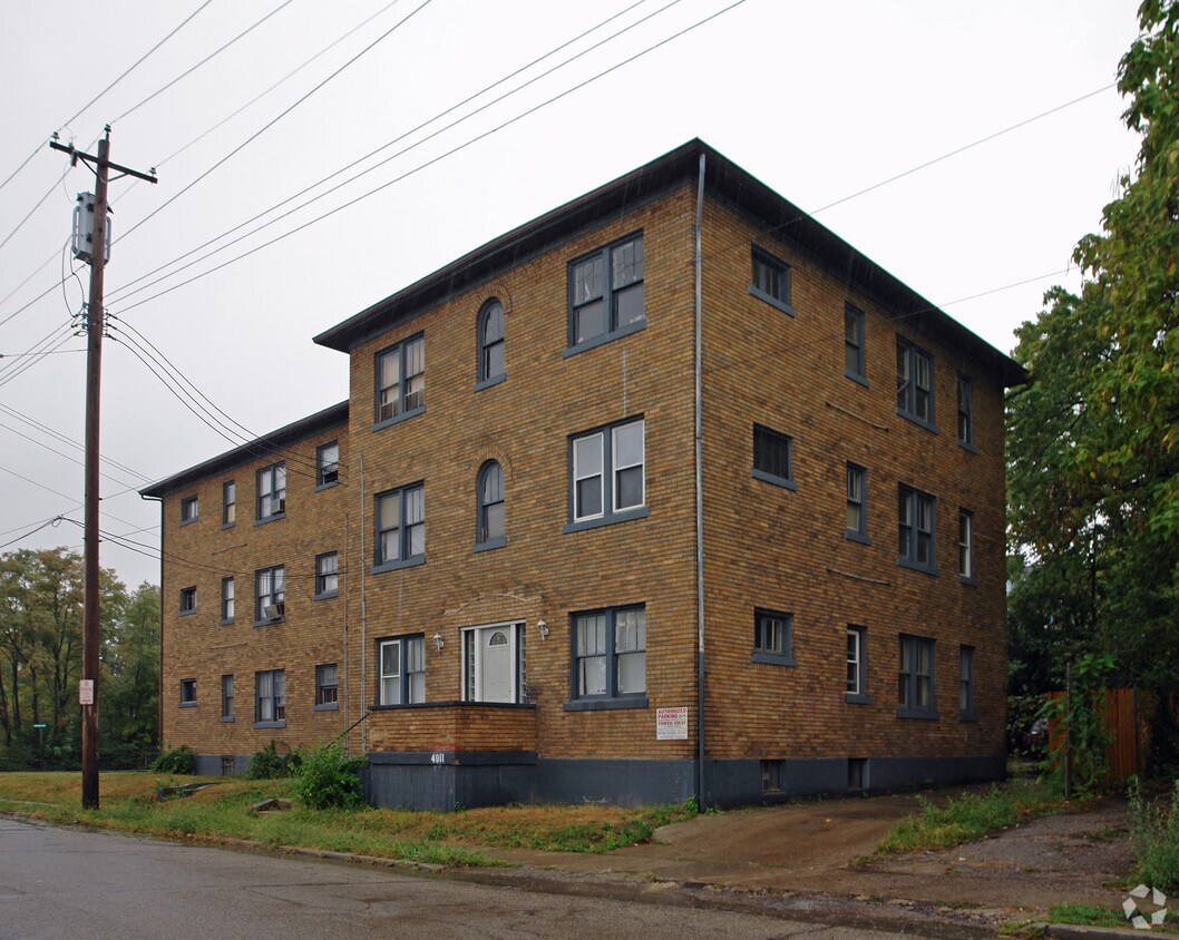 Primary Photo - 2620 Norwood Ave