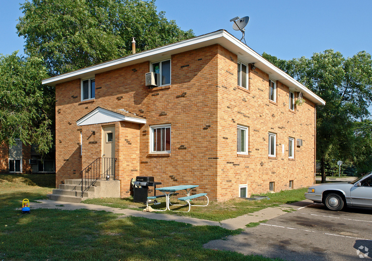 Primary Photo - 2450 County Road I