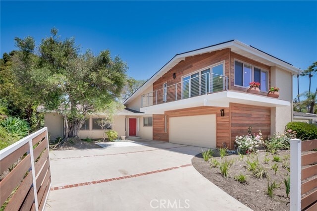 Building Photo - 804 Avenida Presidio