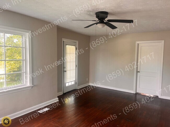 Foto del edificio - 3-Bed 1-Bath House