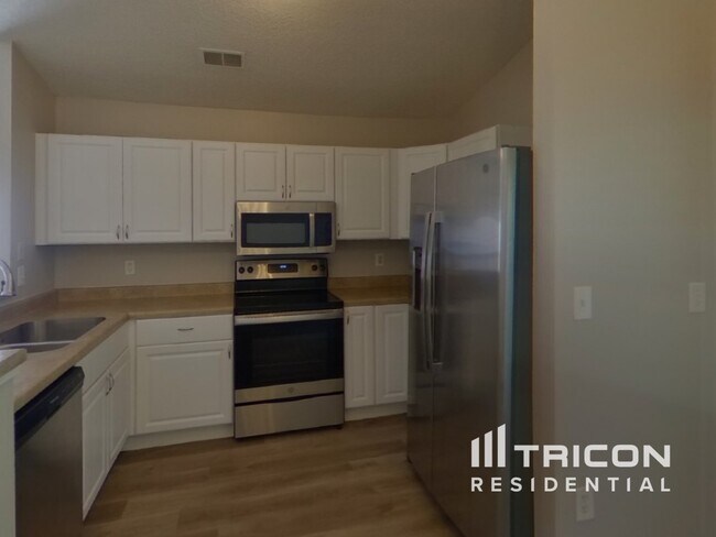 Foto del edificio - 160 Springway Dr