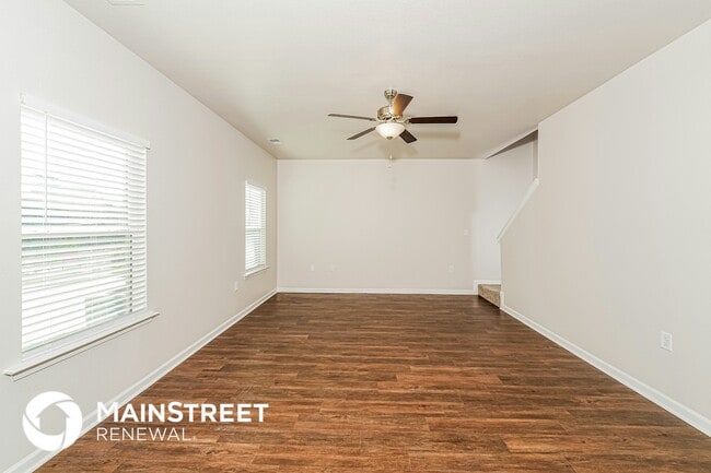 Building Photo - 1064 Pilgrim Ln