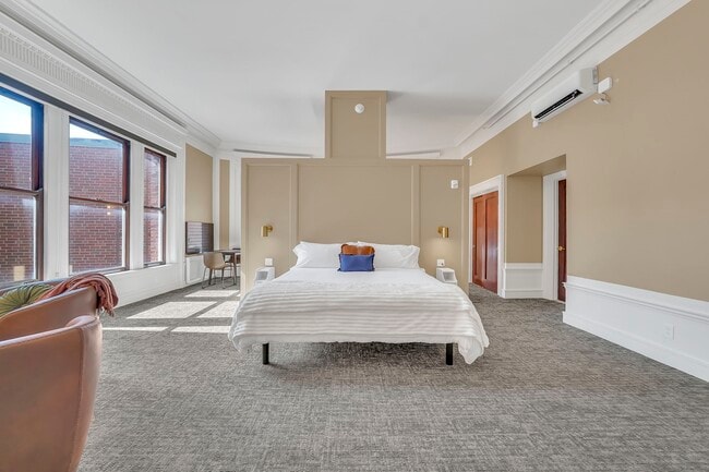 Building Photo - The Goodyear Mansion & Residences