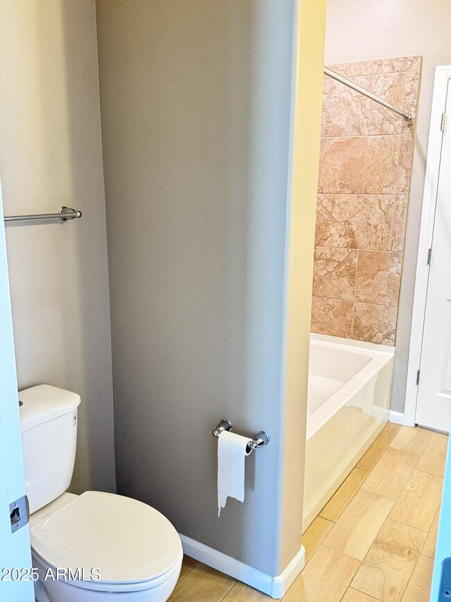 Foto del edificio - 3253 S Miller Dr