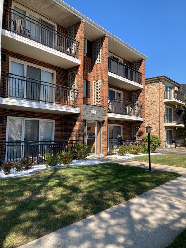 Foto principal - 12250 S Spencer St