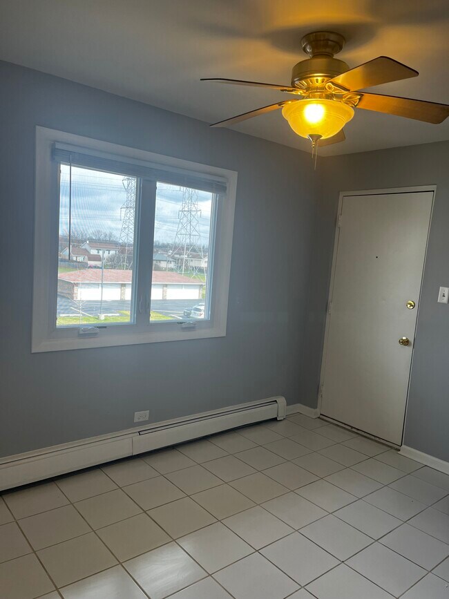 Building Photo - 9032 W 140th St