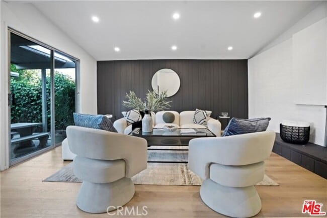 Building Photo - 18244 Jovan St