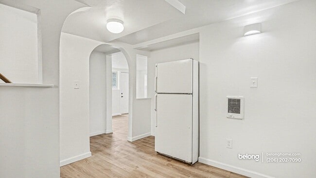 Foto del edificio - 16702 Linden Ave N