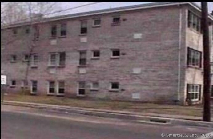 Primary Photo - 179 Elm St
