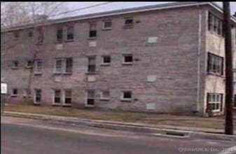 Building Photo - 179 Elm St