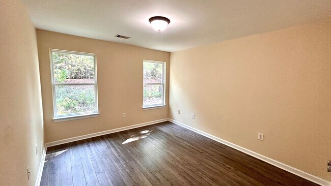 Foto del edificio - Brookstone Dr #20 &amp; 22