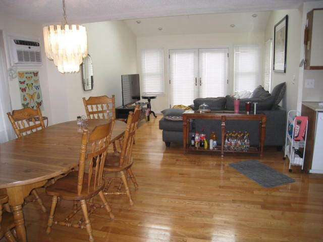 Building Photo - 14 Cornelius Way