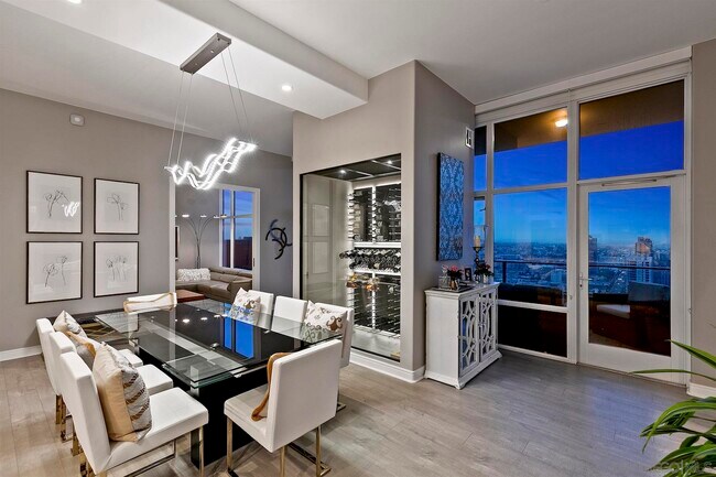 Foto del edificio - 550 Front St