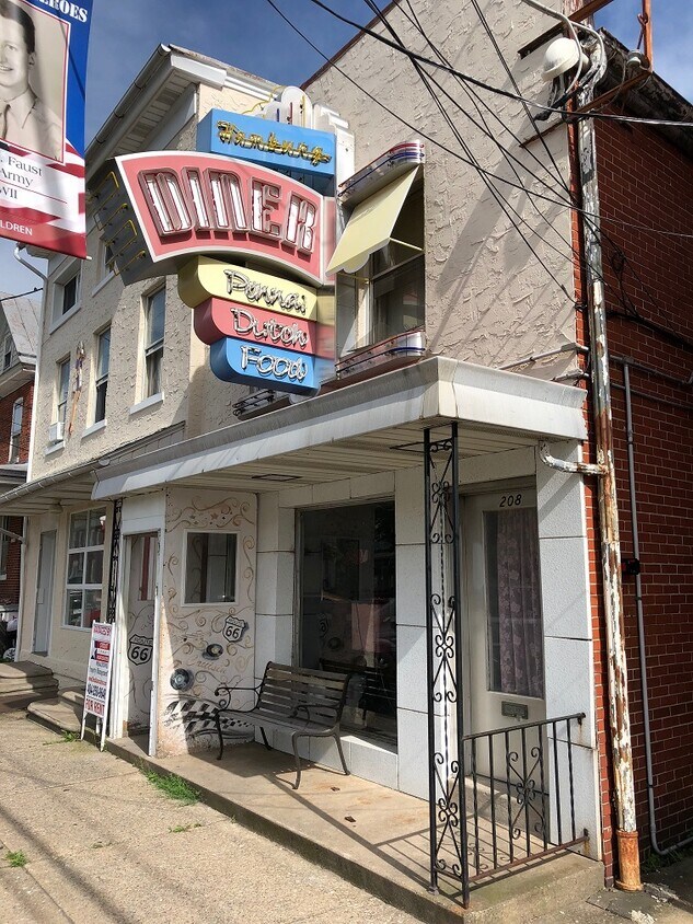 212 State St, Hamburg, PA 19526 212 State St Hamburg, PA Apartments