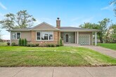 Foto principal - 944 S Harvard Ave