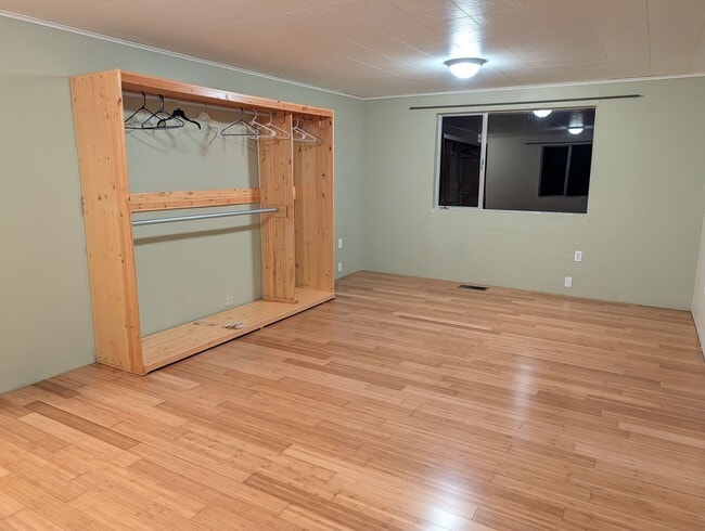 Foto del edificio - 12633 E Lake Dr