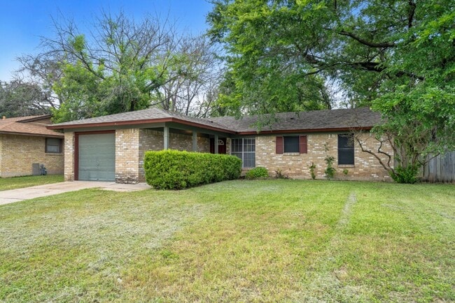 Foto del edificio - 8307 Rockwood Ln, Austin, Texas 78757