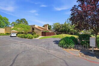 Building Photo - 660 Nobel Dr