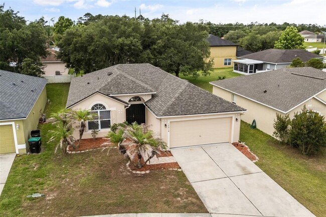 Foto del edificio - 16918 Corner Hill Ct