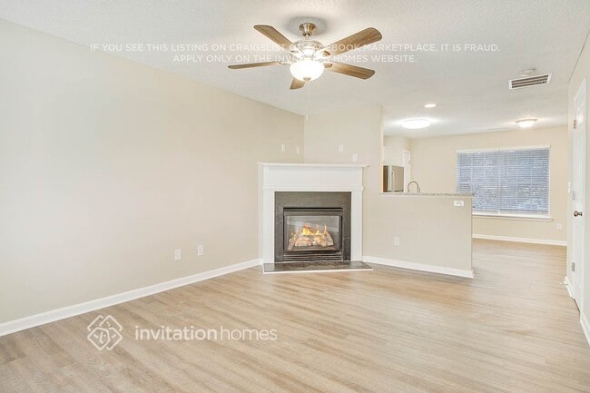 Building Photo - 408 Kendall Ln