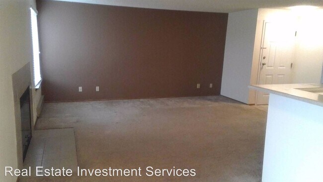 Foto del edificio - 6601 S 8th St